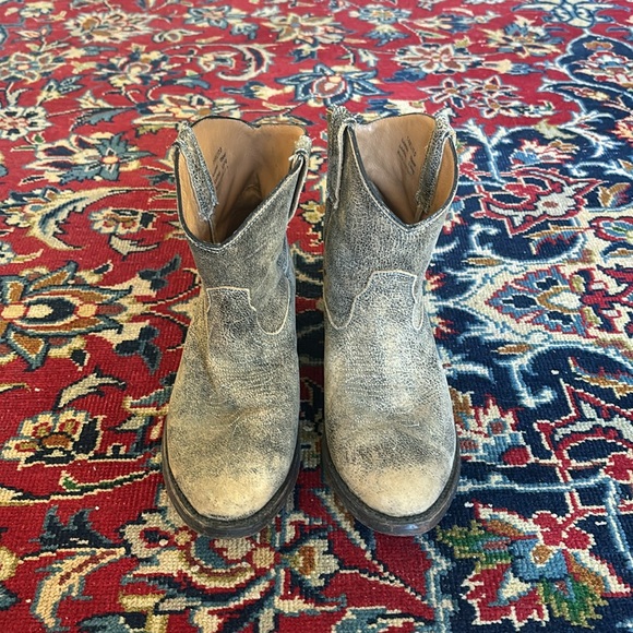 Miz Mooz Carlito distressed leather cowgirl ankle boots | size 8.5 - 9 | gray - Picture 2 of 5